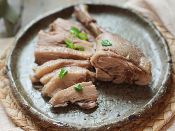 ​​​​​​​Người miền Trung thường ăn thịt vịt trong ngày mùng 5 tháng 5