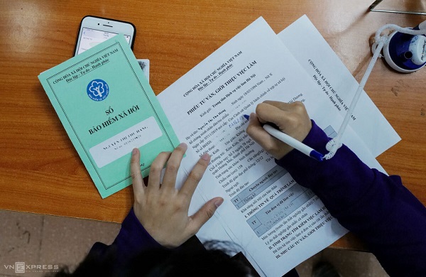 Đề xuất lao động ký hợp đồng một tháng đóng bảo hiểm thất nghiệp