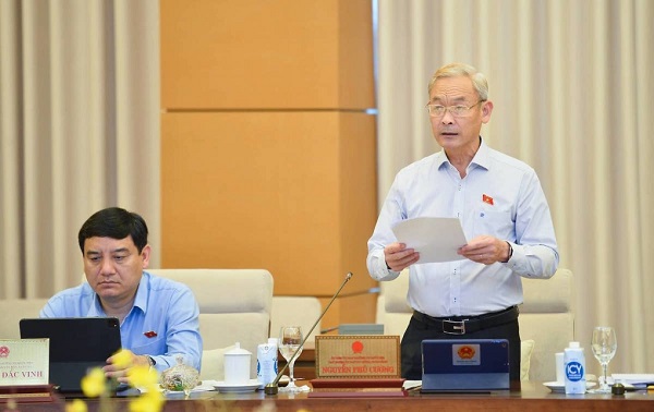 Ông Nguyễn Phú Cường, Chủ nhiệm Uỷ ban Tài chính ngân sách, phát biểu tại phiên thảo luận về dự Luật Giá (sửa đổi), ngày 19/9.