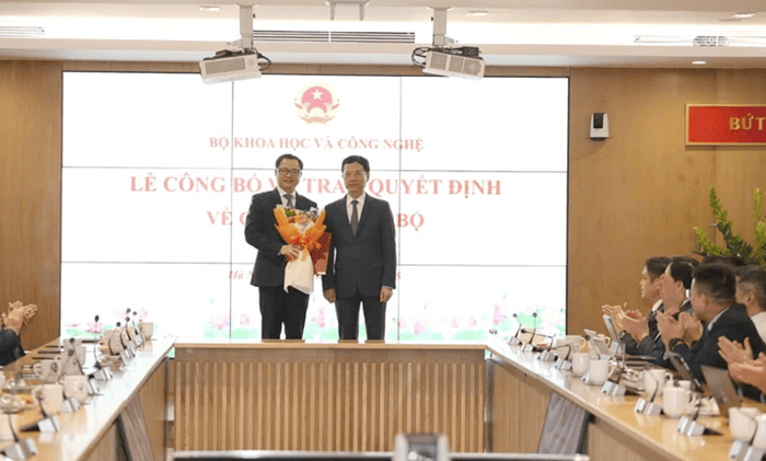 Ông Triệu Minh Long, tân Phó Giám đốc Học viện Chiến lược KH&CN.