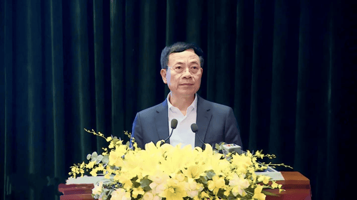 Theo Bộ trưởng, giao nhiệm vụ mà không đi kèm phương tiện thực thi sẽ dẫn đến tình trạng quá tải và kém hiệu quả trong vận hành bộ máy.