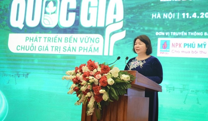 Chủ tịch Liên minh HTX Việt Nam Cao Xuân Thu Vân phát biểu khai mạc Diễn đàn.