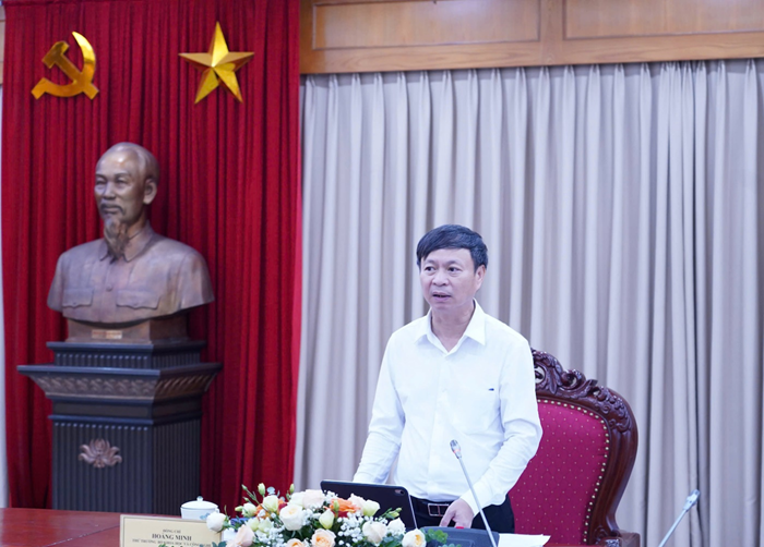 Thứ trưởng Bộ KH&CN Hoàng Minh phát biểu tại Phiên họp.