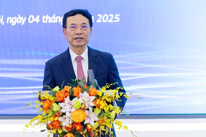 Bộ trưởng Bộ Khoa học và Công nghệ Nguyễn Mạnh Hùng phát biểu tại buổi Lễ.