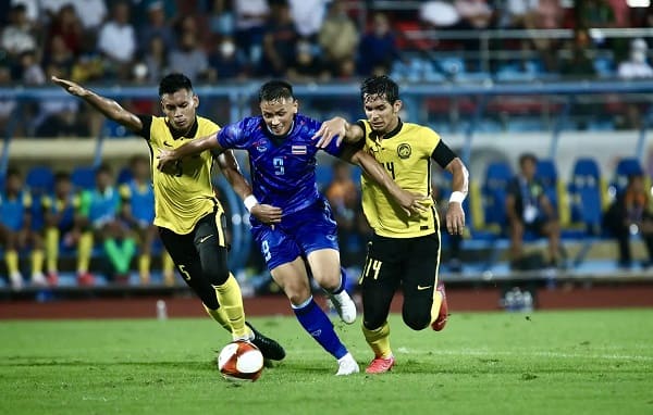 Malaysia có thể tham khảo cách Philippines và Myanmar làm khó Việt Nam ở vòng bảng