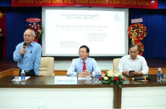 Đoàn Chủ tịch Đại hội 