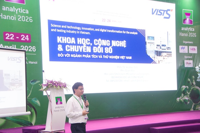 PGS.TS Vũ Văn Tích, Phó Giám đốc Học viện Chiến lược Khoa học và Công nghệ Việt Nam chia sẻ tại hội thảo