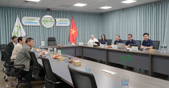 Toàn cảnh buổi làm việc tại Công ty Cổ phần PTN Phúc Gia.