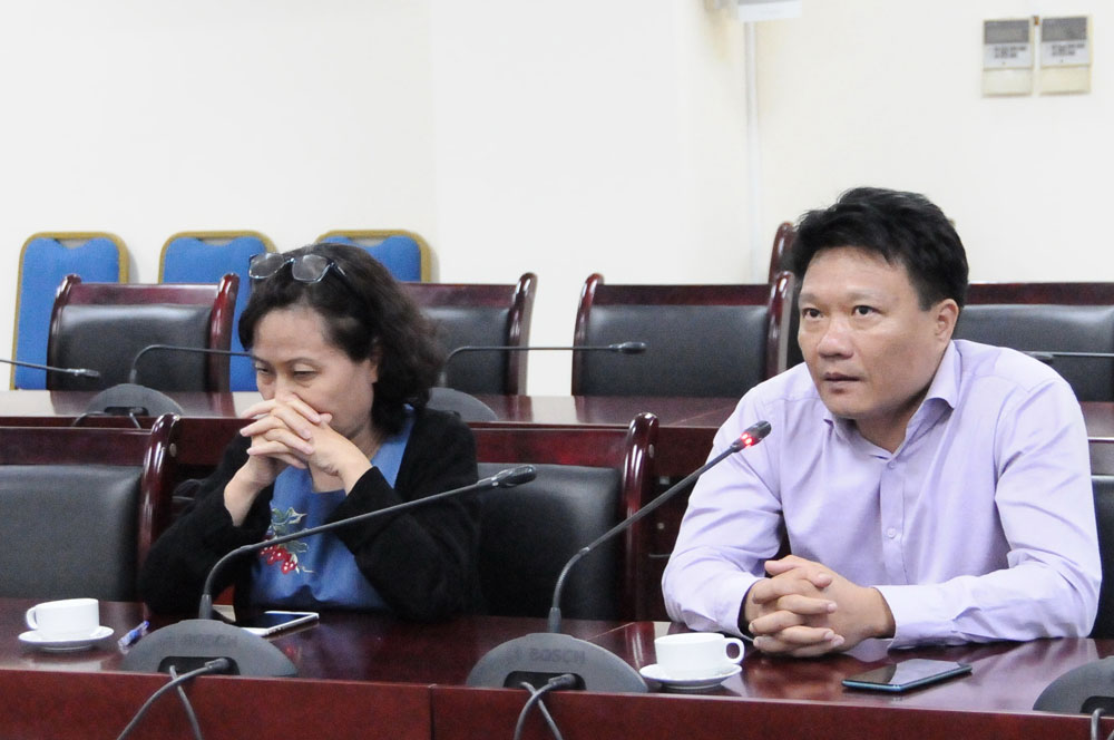 Ông Nguyễn Diệp Dũng (bên phải ảnh) – Giám đốc Trung tâm Tiêu Chuẩn Đo lường Chất lượng, Hải Phòng - Ủy viên BCH