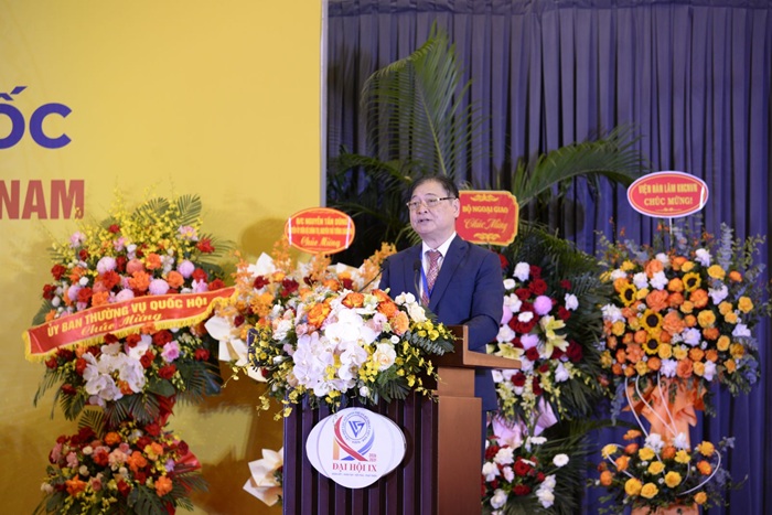 Ông Phan Xuân Dũng - Chủ tịch Liên hiệp các Hội Khoa học và Kỹ thuật Việt Nam khóa VIII phát biểu khai mạc Đại hội.