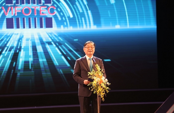 Chủ tịch Liên hiệp các Hội Khoa học và Kỹ thuật Việt Nam Phan Xuân Dũng phát biểu tại buổi Lễ.
