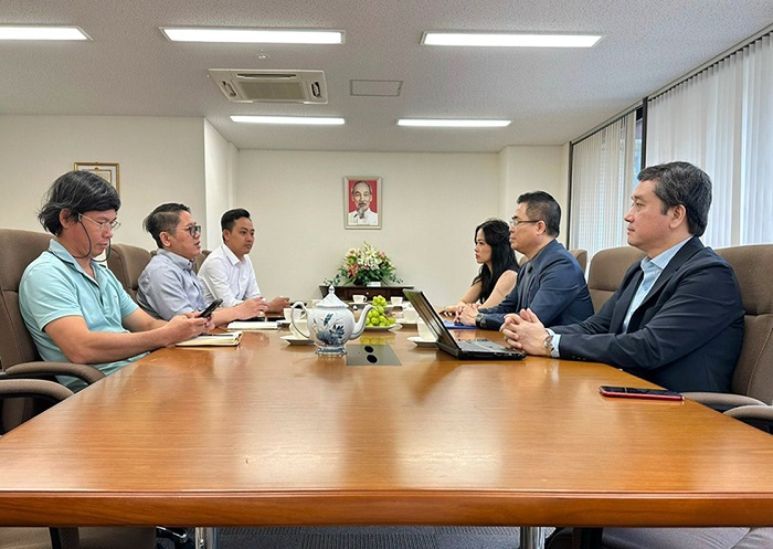 Đoàn công tác Bộ KH&CN làm việc với Tổng Lãnh sự quán Việt Nam tại Osaka.