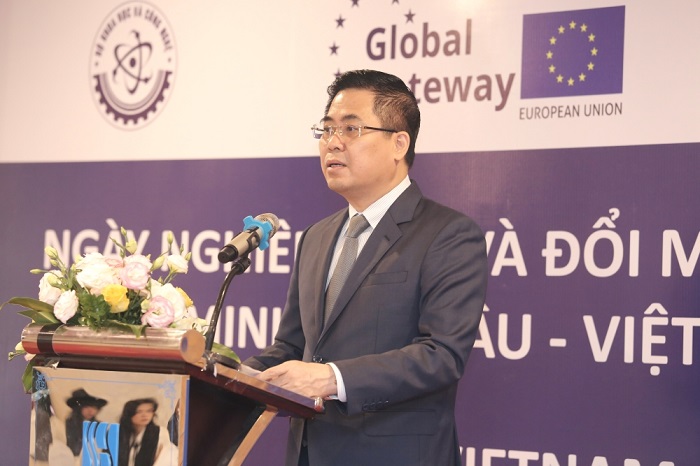 Thứ trưởng Bộ KH&CN Nguyễn Hoàng Giang phát biểu khai mạc sự kiện.