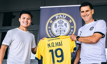 Pau FC công bố Quang Hải số áo đấu 19