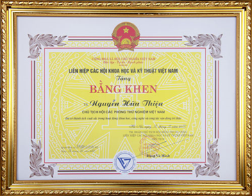 Liên Hiệp hội Việt Nam tôn vinh Chủ tịch Hội VinaLAB là 1 trong 53 trí thức khoa học và công nghệ tiêu biểu 